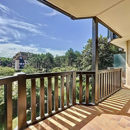 Armand Yourhosthelper Апартаменты *