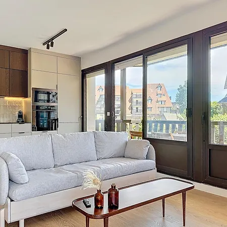 Apartment Armand Yourhosthelper *