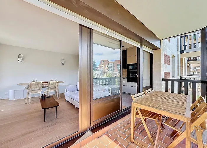 Armand Yourhosthelper Apartment *