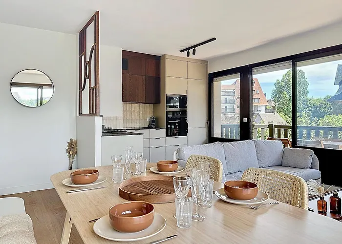 Апартаменты Armand Yourhosthelper